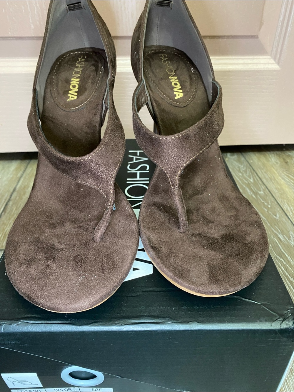 Fashion Nova Brown Suede T-strap Sandals